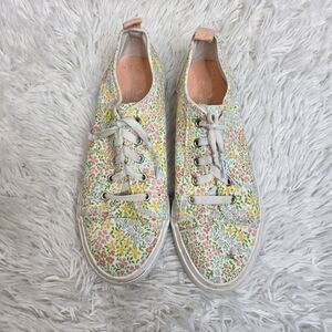 Serra women's pink, yellow and blue flowers canvas sneakers sz 8